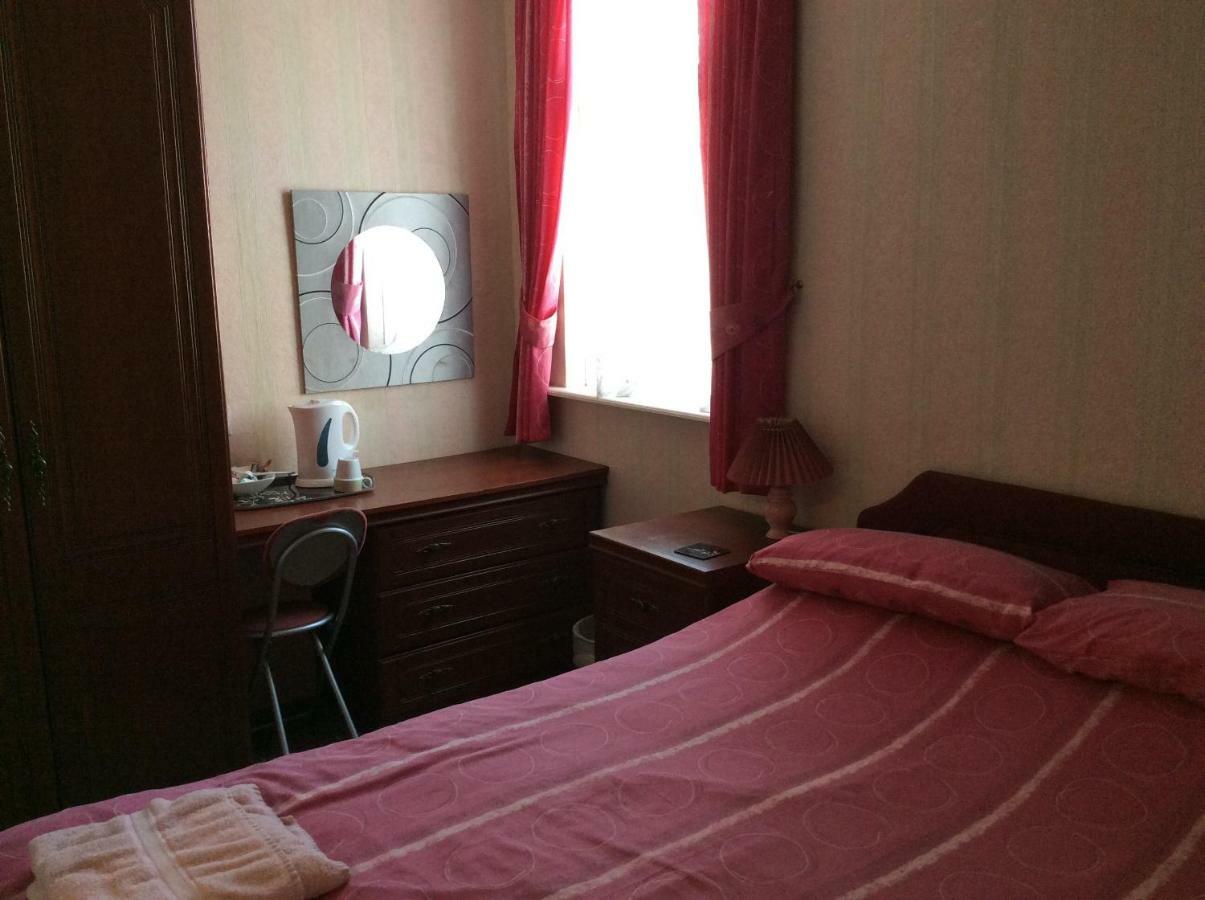 Lynton Hotel แบล็คพูล ภายนอก รูปภาพ